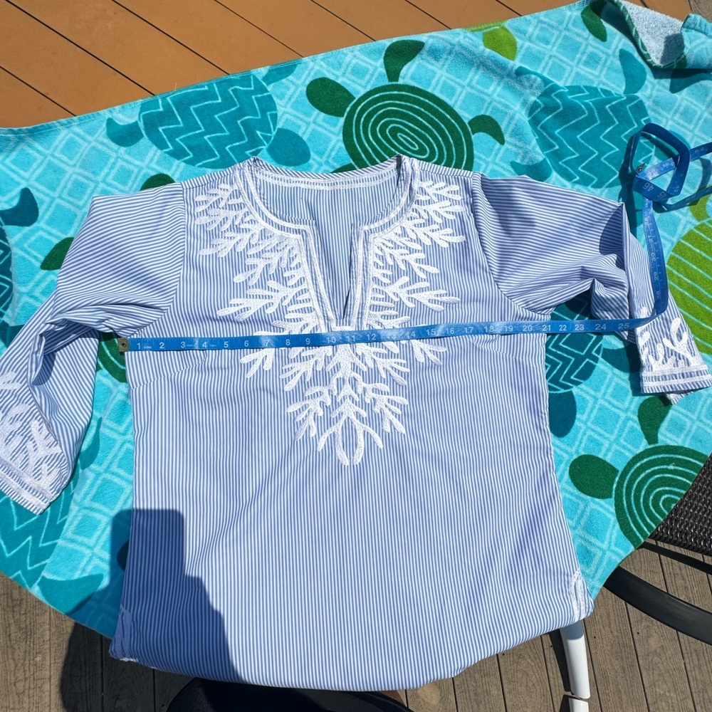 Blue and White Embroidered Tunic Top - Picture 9 of 15